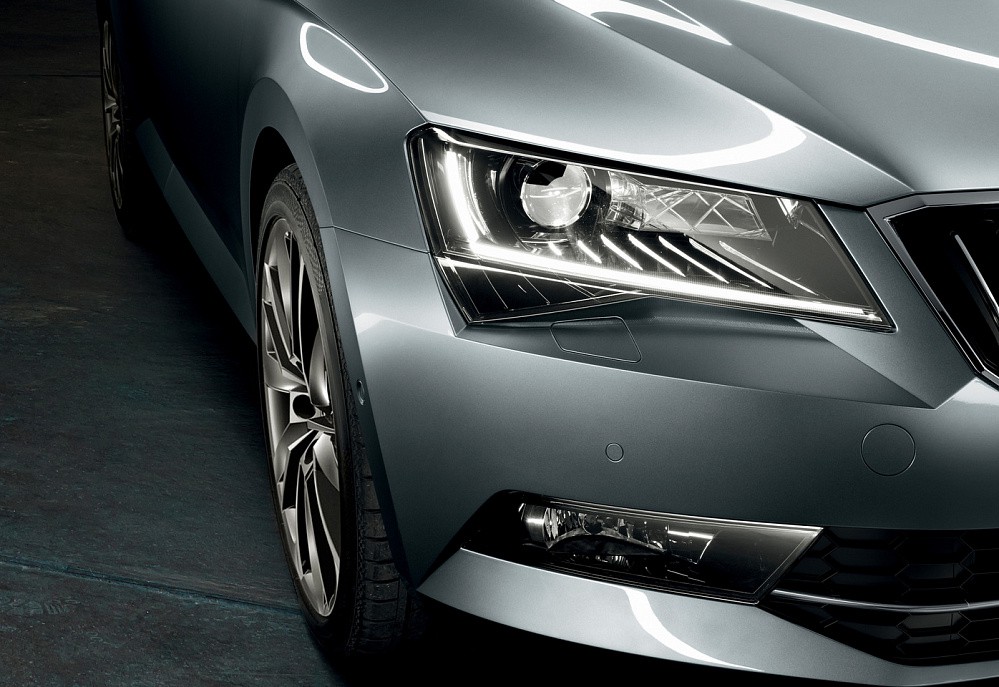 Skoda Superb - фото 6