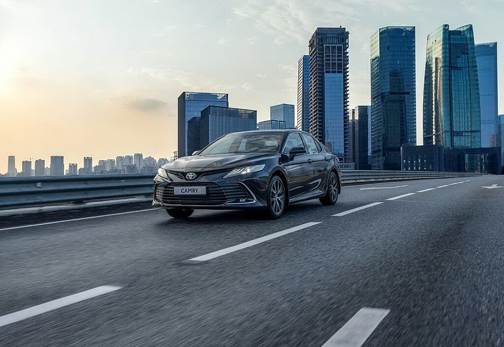 Toyota Camry - фото 5