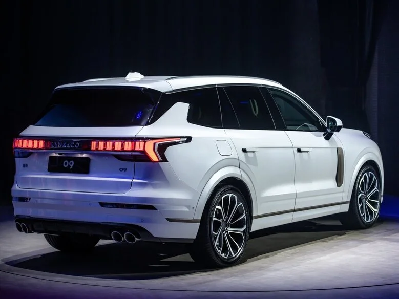 Lynk&Co 09 - фото 6