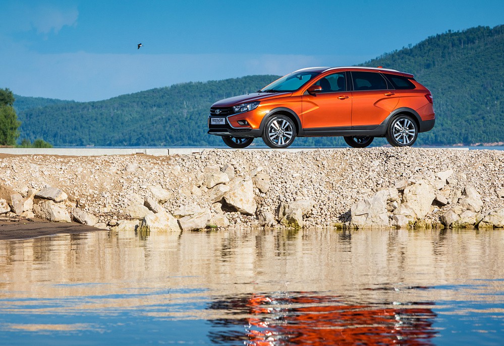 Lada Vesta SW Cross - фото 12