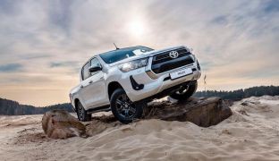 Toyota Hilux 2020 - фото 5