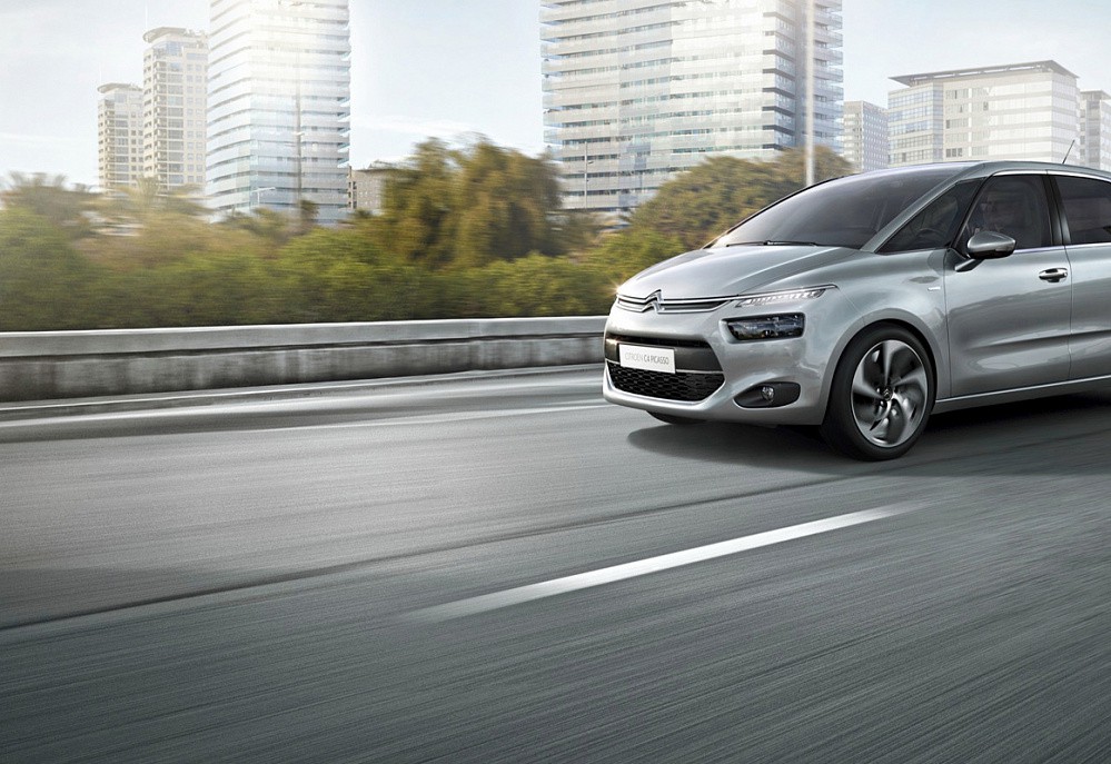 Citroen C4 - фото 1