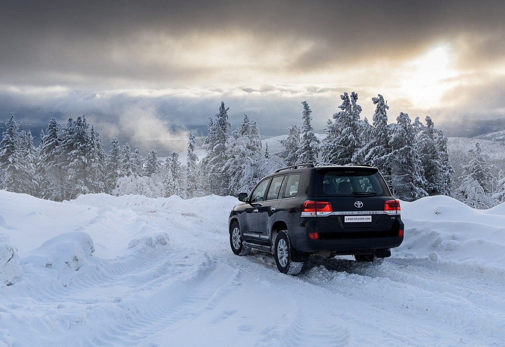 Toyota Land Cruiser - фото 4