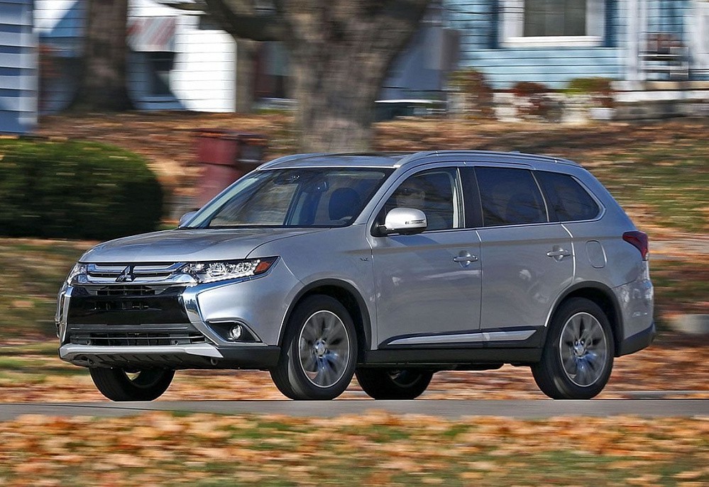 Mitsubishi Outlander GT - фото 2