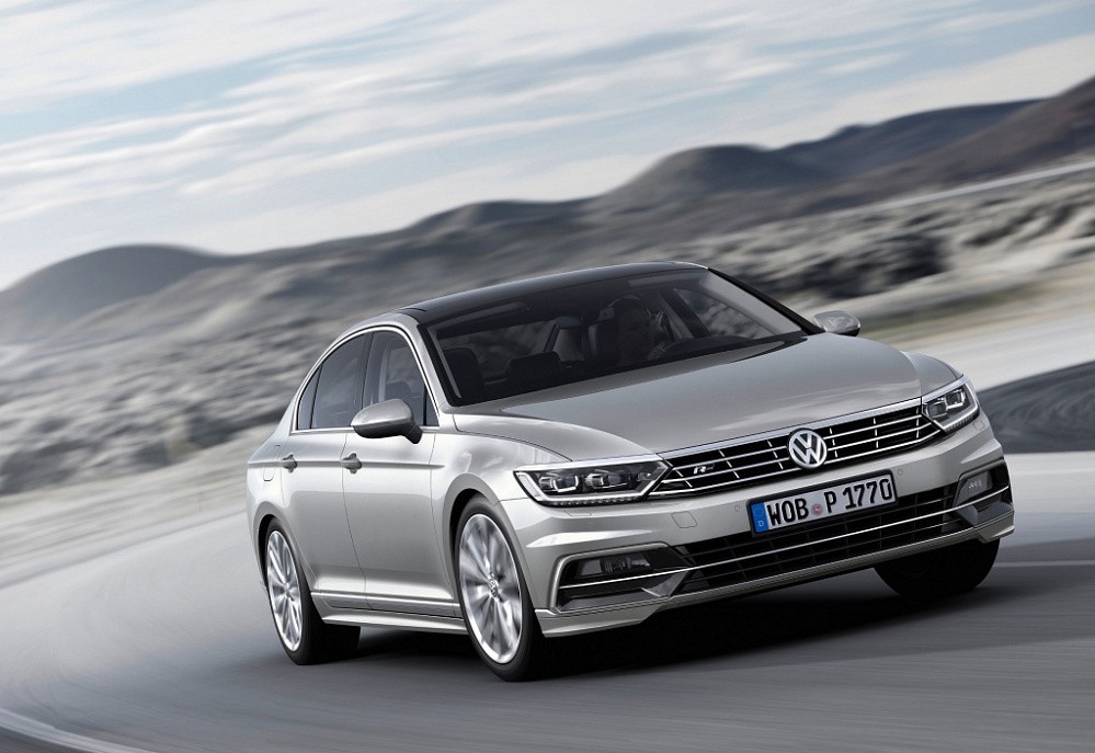 Volkswagen Passat - фото 1