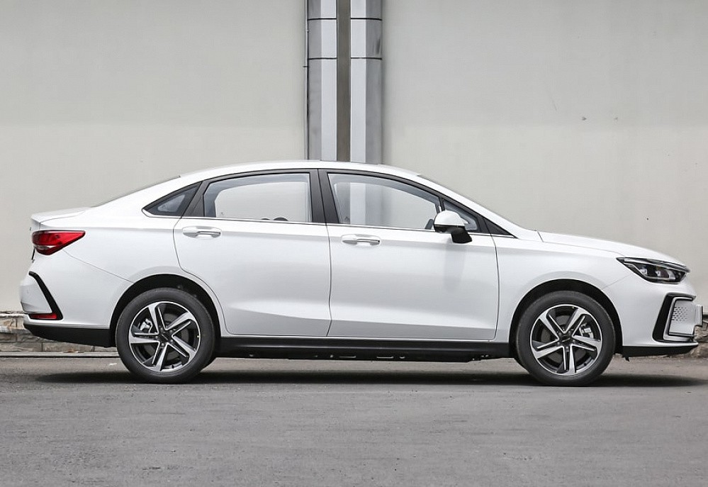Baic EU5 - фото 6