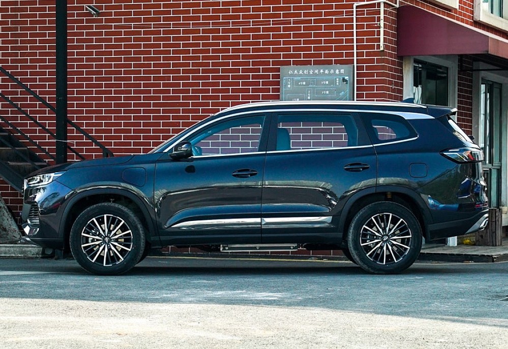Chery Tiggo 8 Pro e+ - фото 3