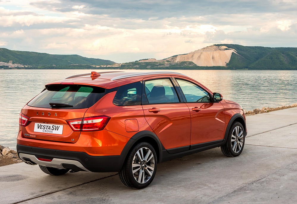 Lada Vesta SW Cross - фото 2