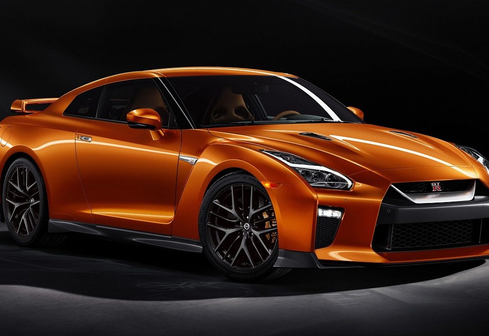 Nissan GT R - фото 3