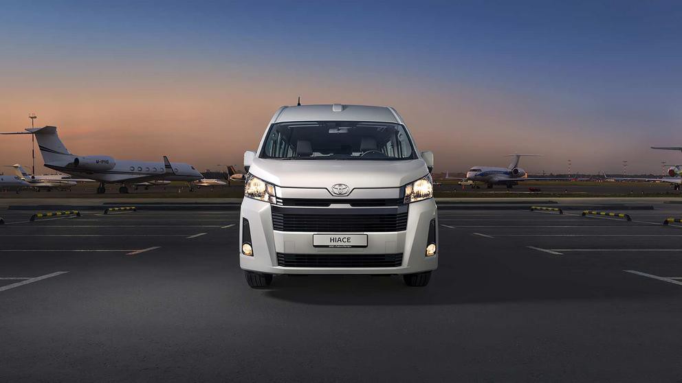 Toyota Hiace - фото 2