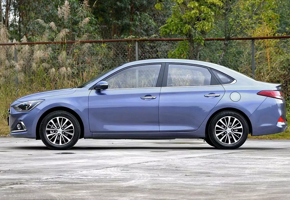 Hyundai Celesta - фото 6
