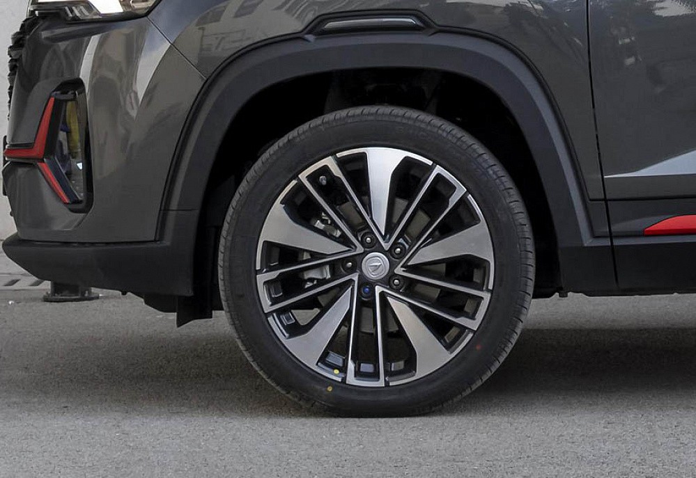 Changan CS35 Plus 2022 - фото 12